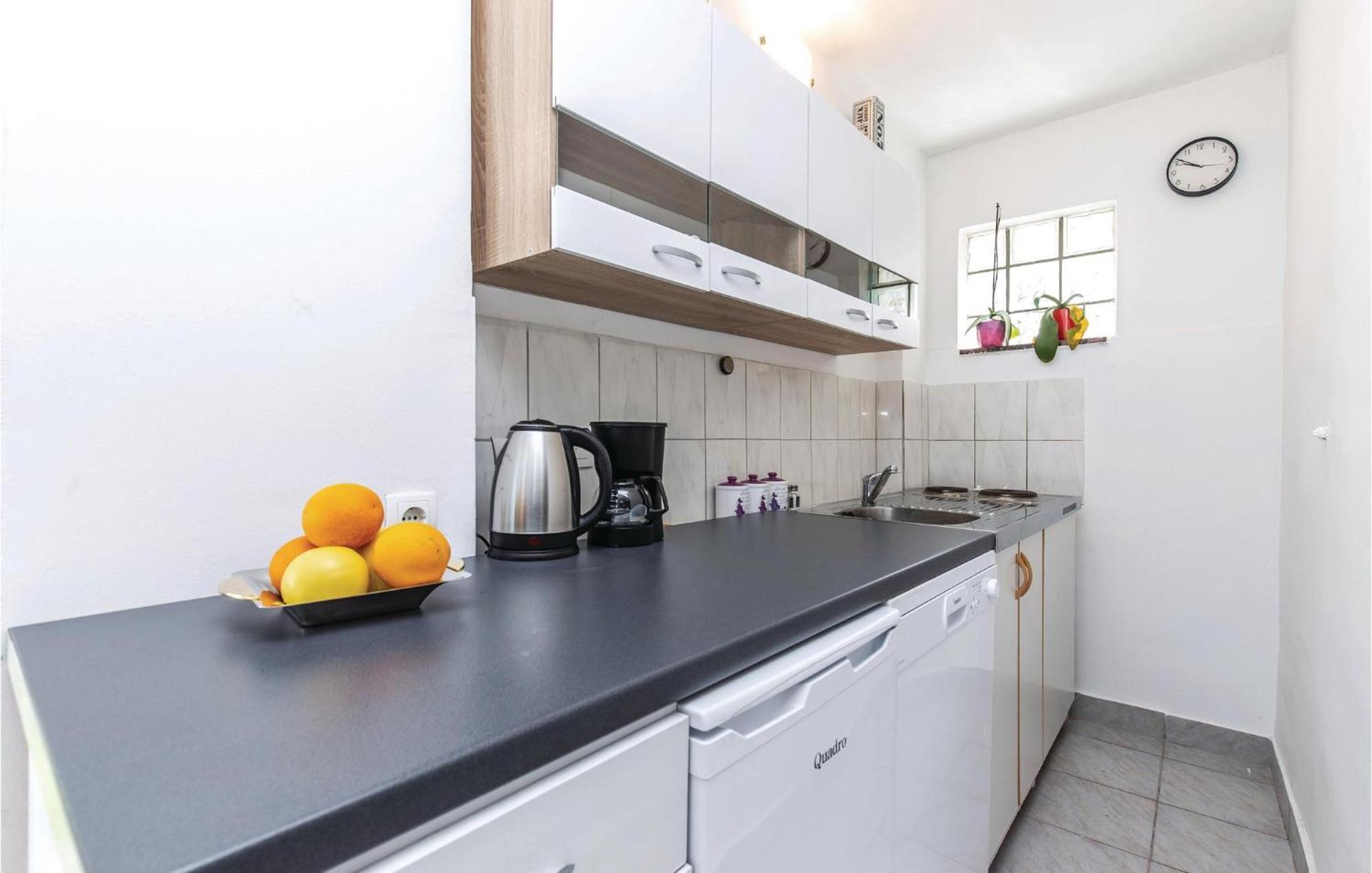Stunning Apartment In Kostrena With Kitchen Exteriér fotografie